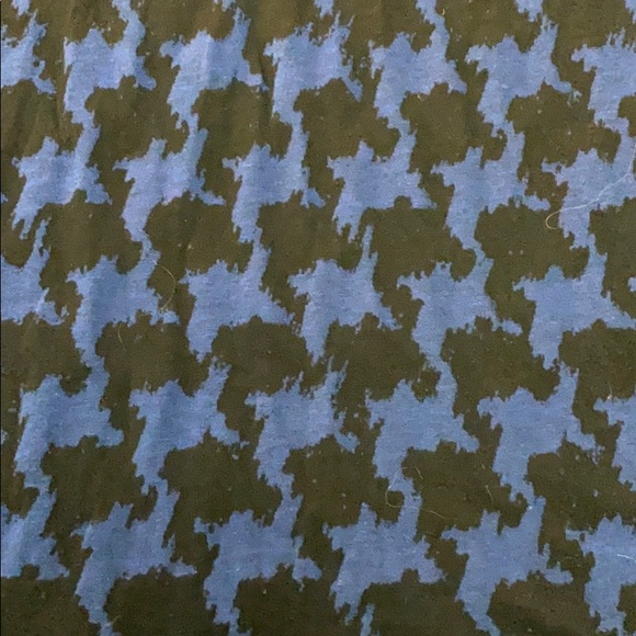 Flowy Patterned Tank - Picture 2 of 5